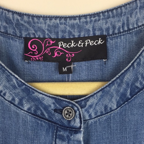 Peck & Peck - Sleeveless Chambray Pullover Shirt - Picture 3 of 7